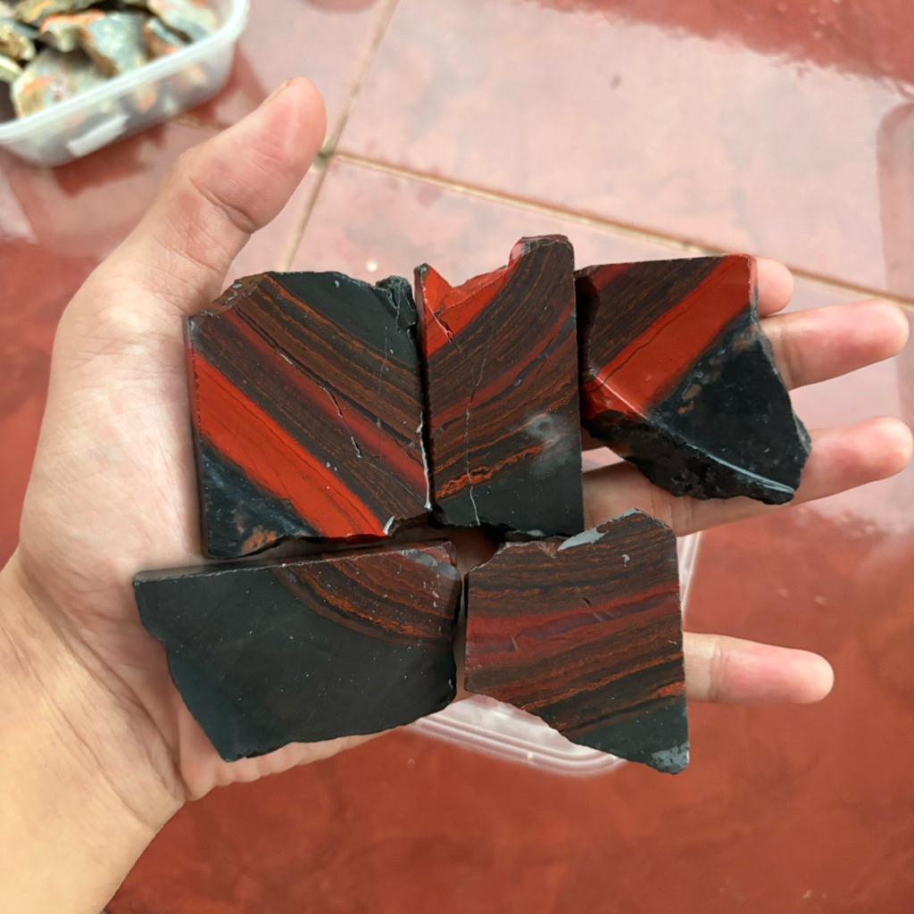 Batu badar besi merah cabe / Bahan badar besi merah cabe / Natural badar besi merah cabe