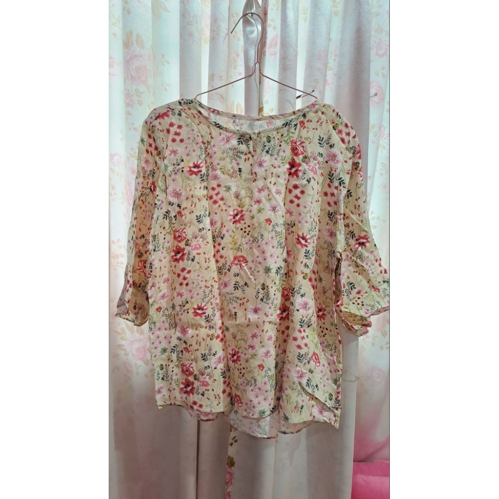 Baju atasan wanita bunga ukuran Ld 110