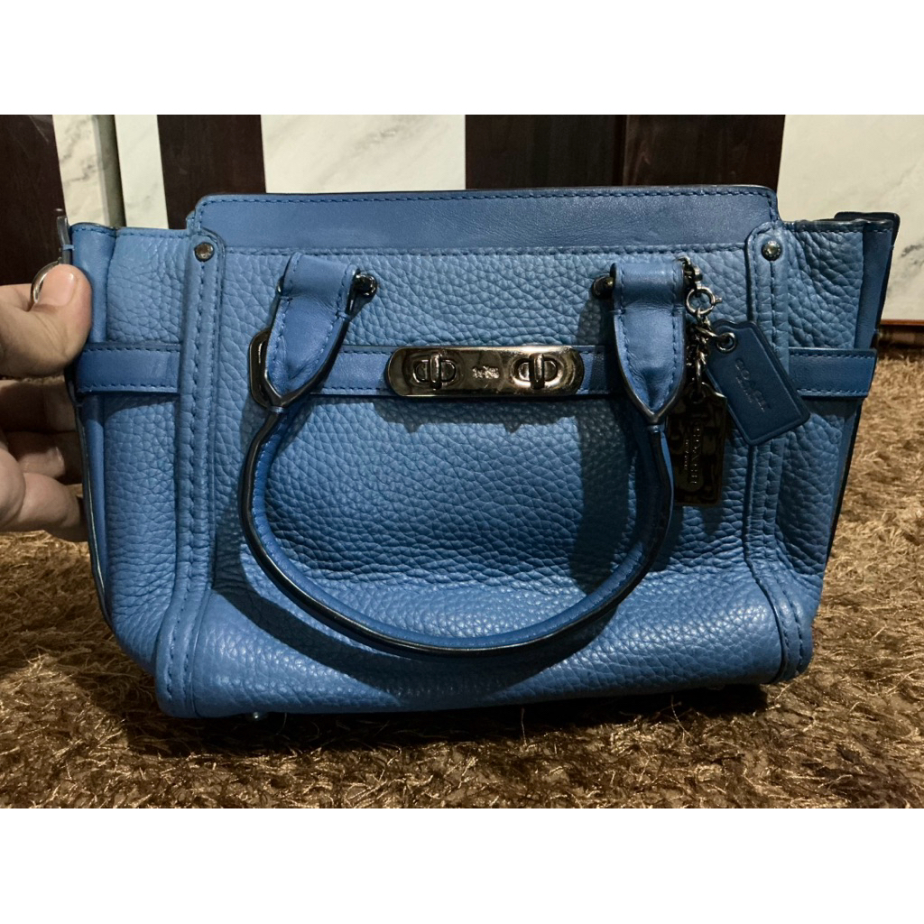 COACH Swagger 27 Satchel