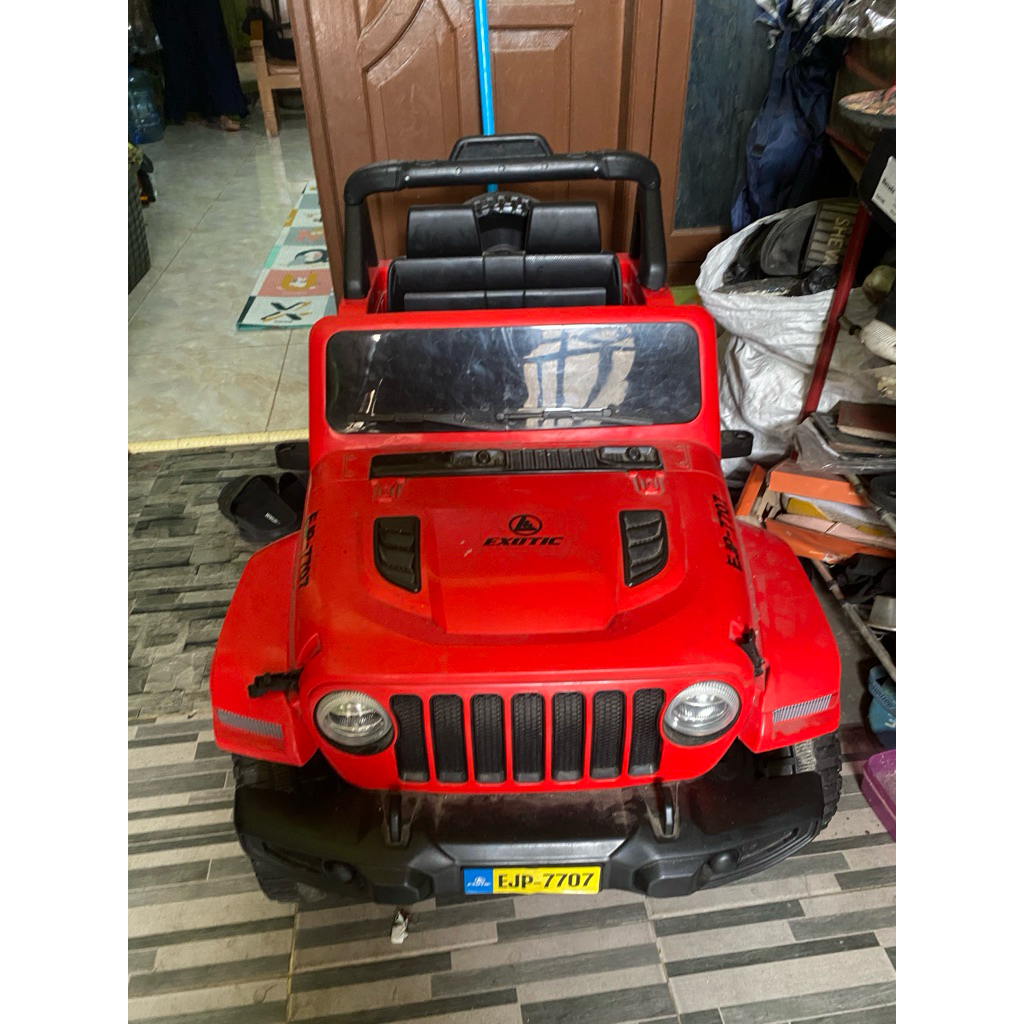 Mobil Jeep Remote Aki