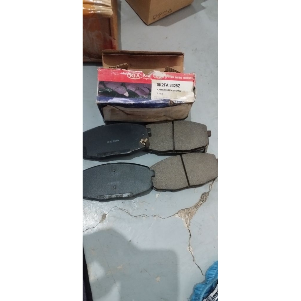 KAMPAS REM DEPAN KIA CARENS 2