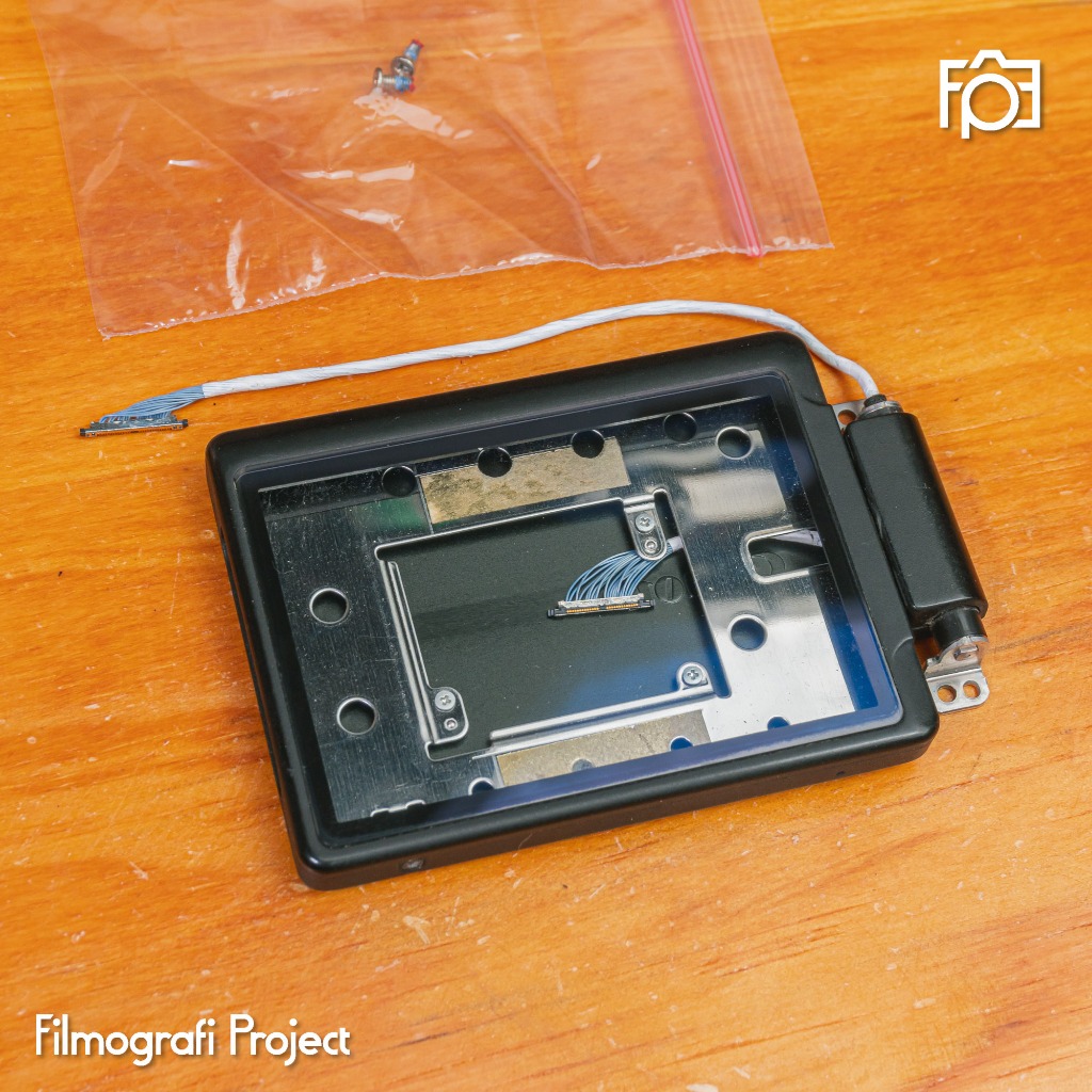 Body Frame Layar LCD Canon 600d T3i Kiss X5 - Used Original Copotan