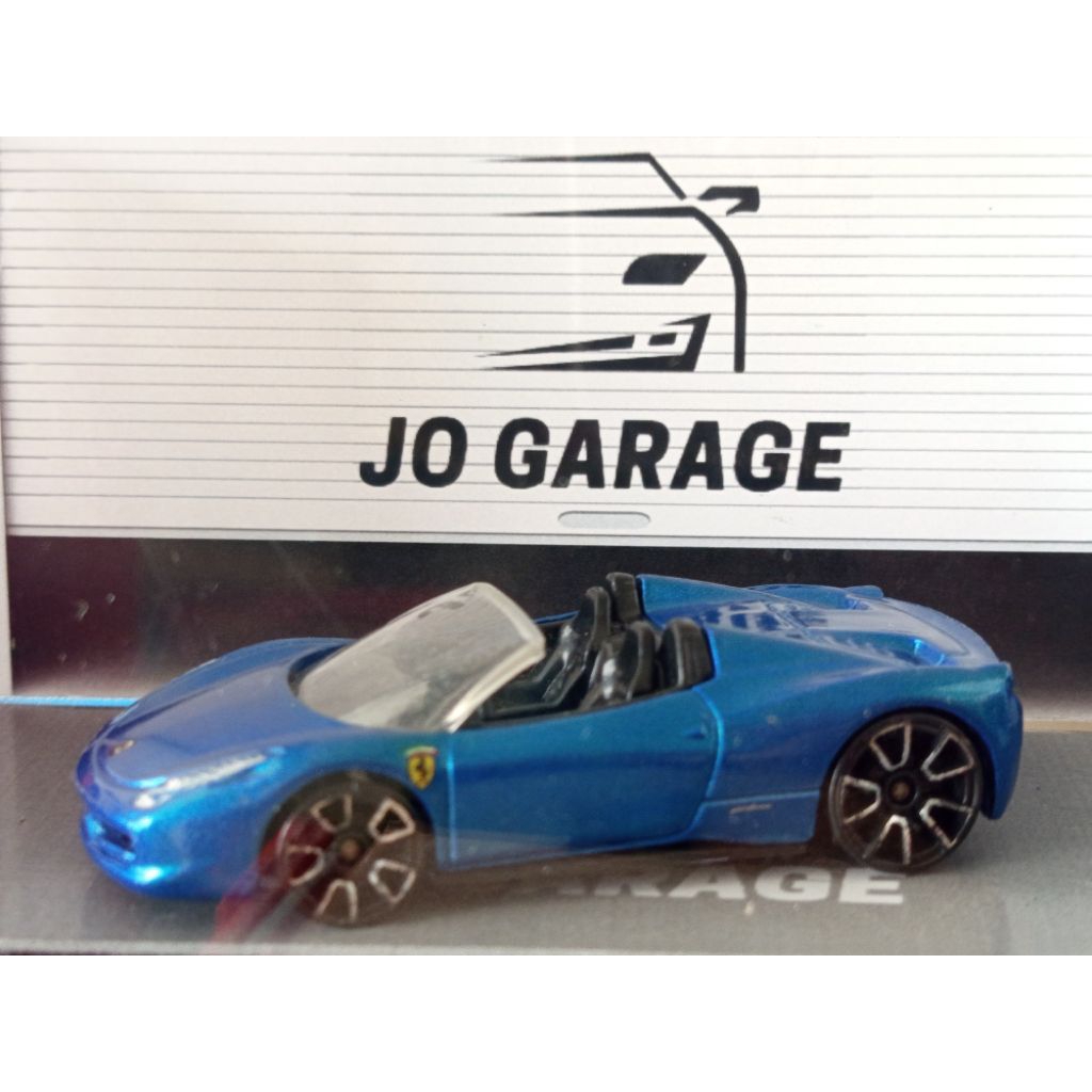 Hotwheels Ferrari 458 Spider Blue