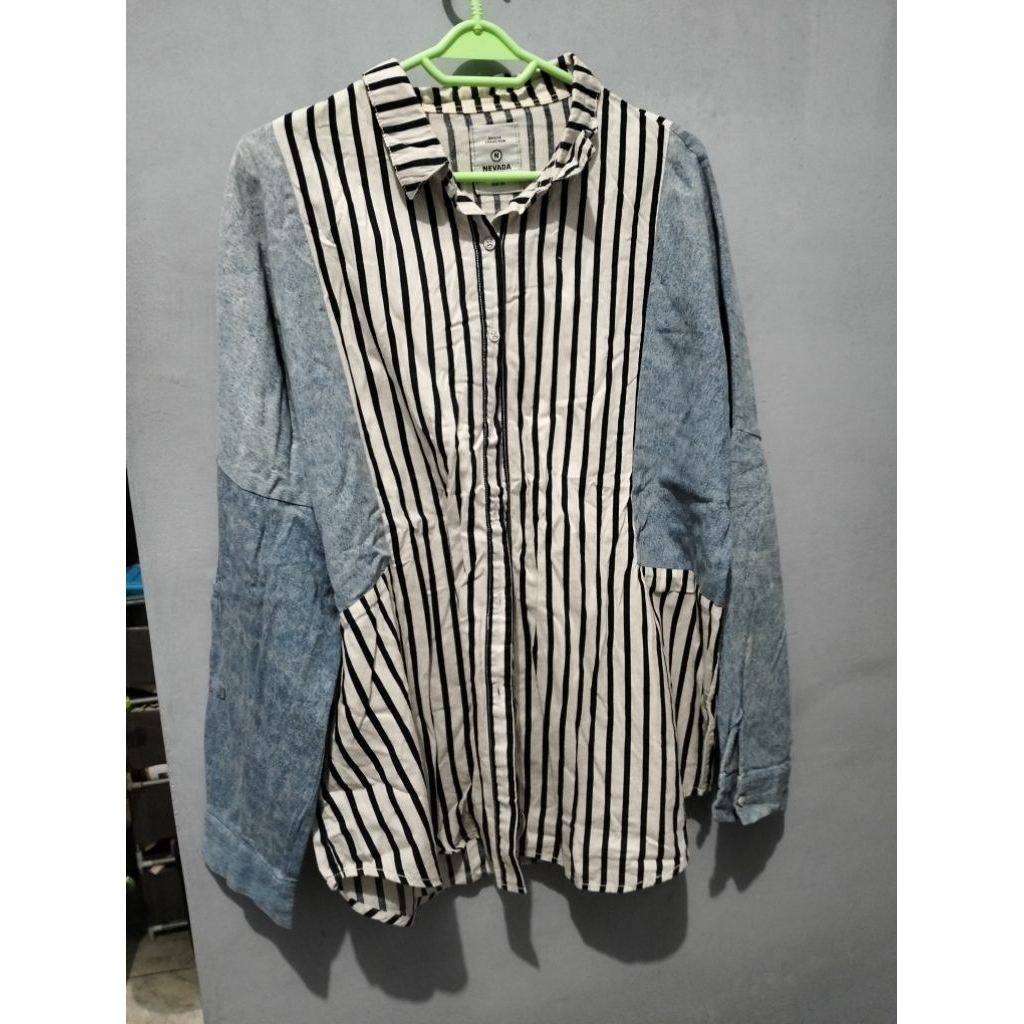 preloved Kemeja nevada oversize lengan denim