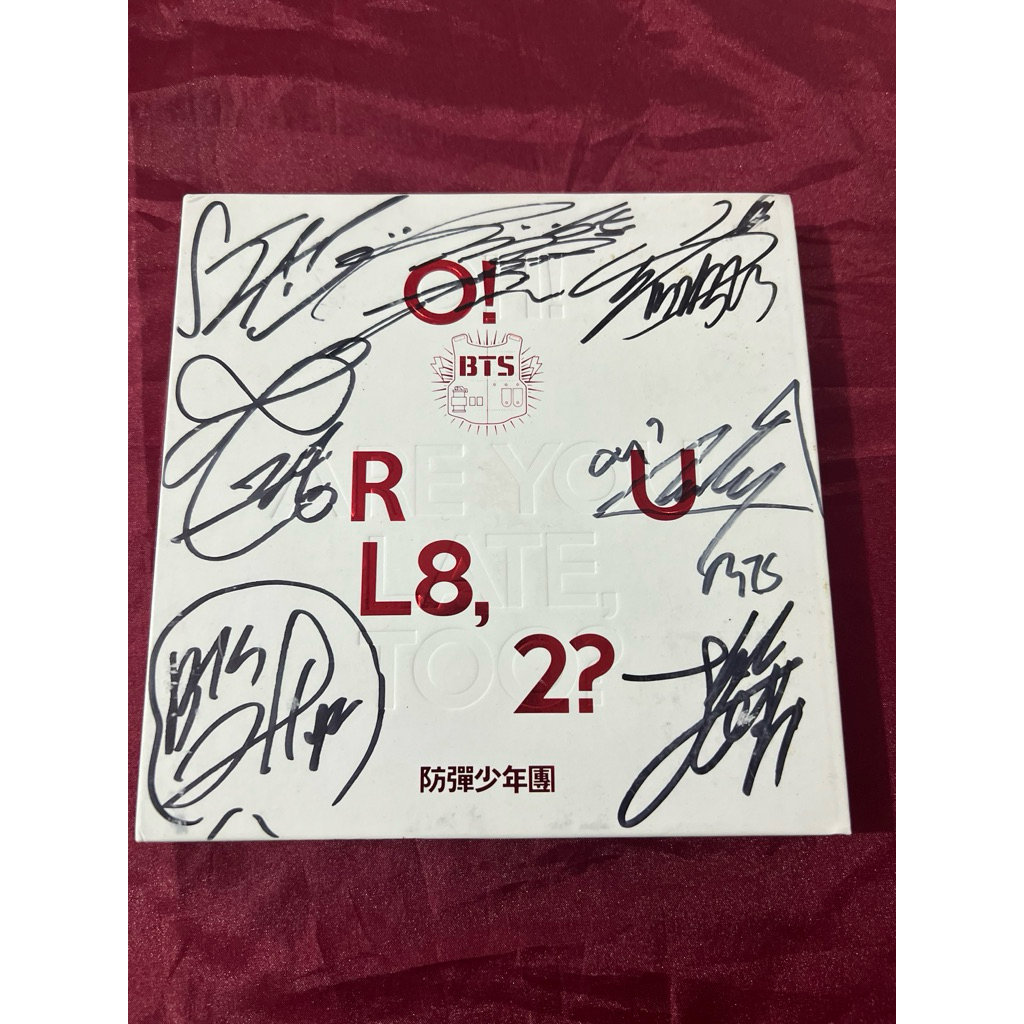BTS ORUL8,2? OT7 signed album RARE