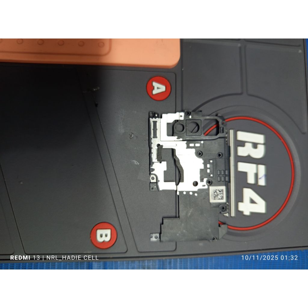 tutup mesin realme 3