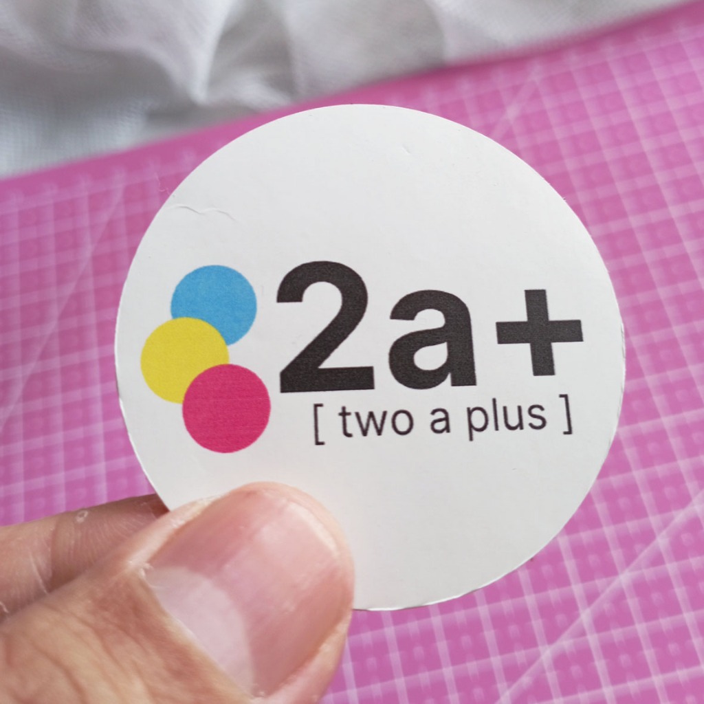 Jasa cetak 15 pcs stiker label bulat ( 5 cm ) untuk kemasan makanan minuman kosmetik dan promosi