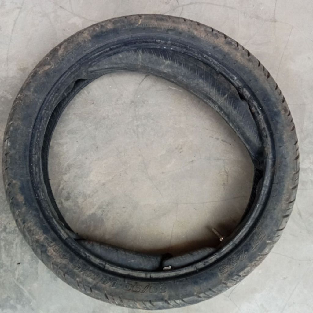 BAN BEKAS LUAR DALAM RING 14 UK 80-90