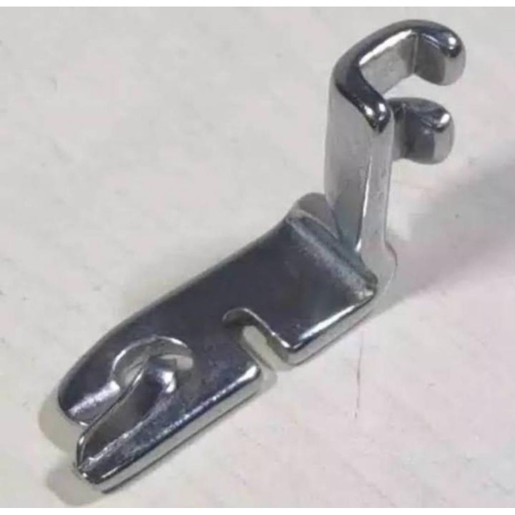 Sepatu Mesin Jahit Hitam Singer/Butterfly