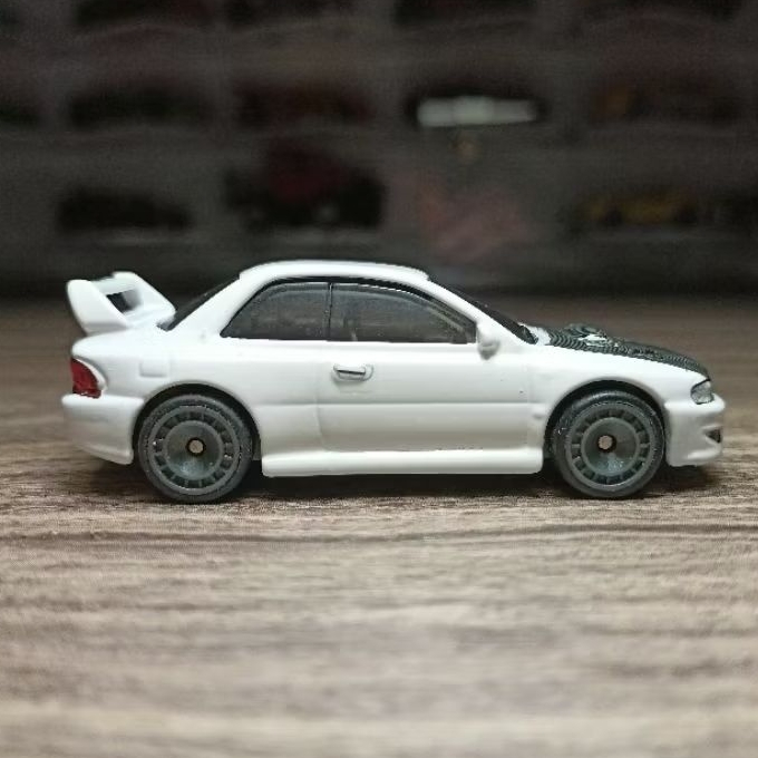 hot wheels subaru Impreza 22B STi version