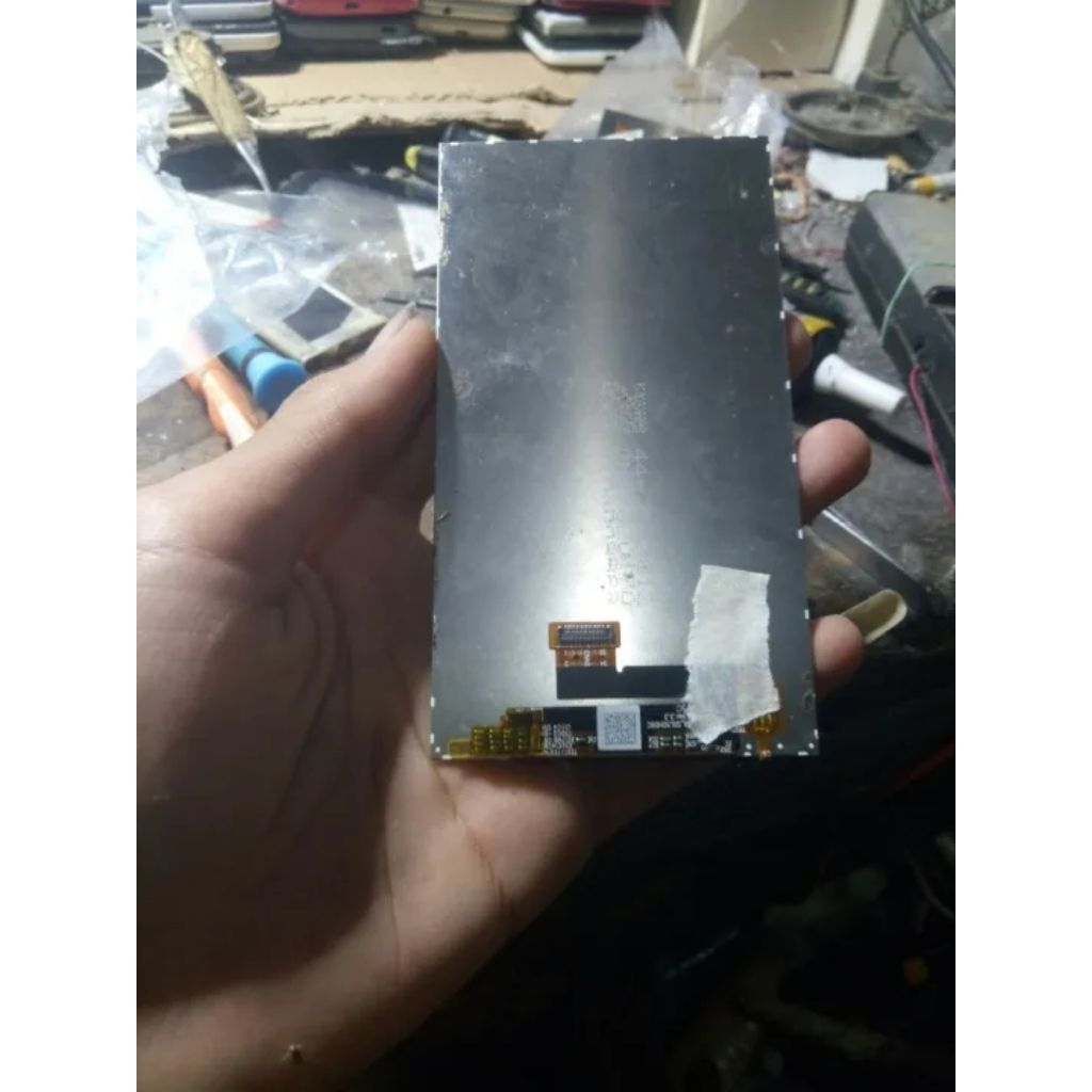 Lcd Saja Hp Samsung J3 pro Kondisi Lcd Tompel Cabutan Normal OK