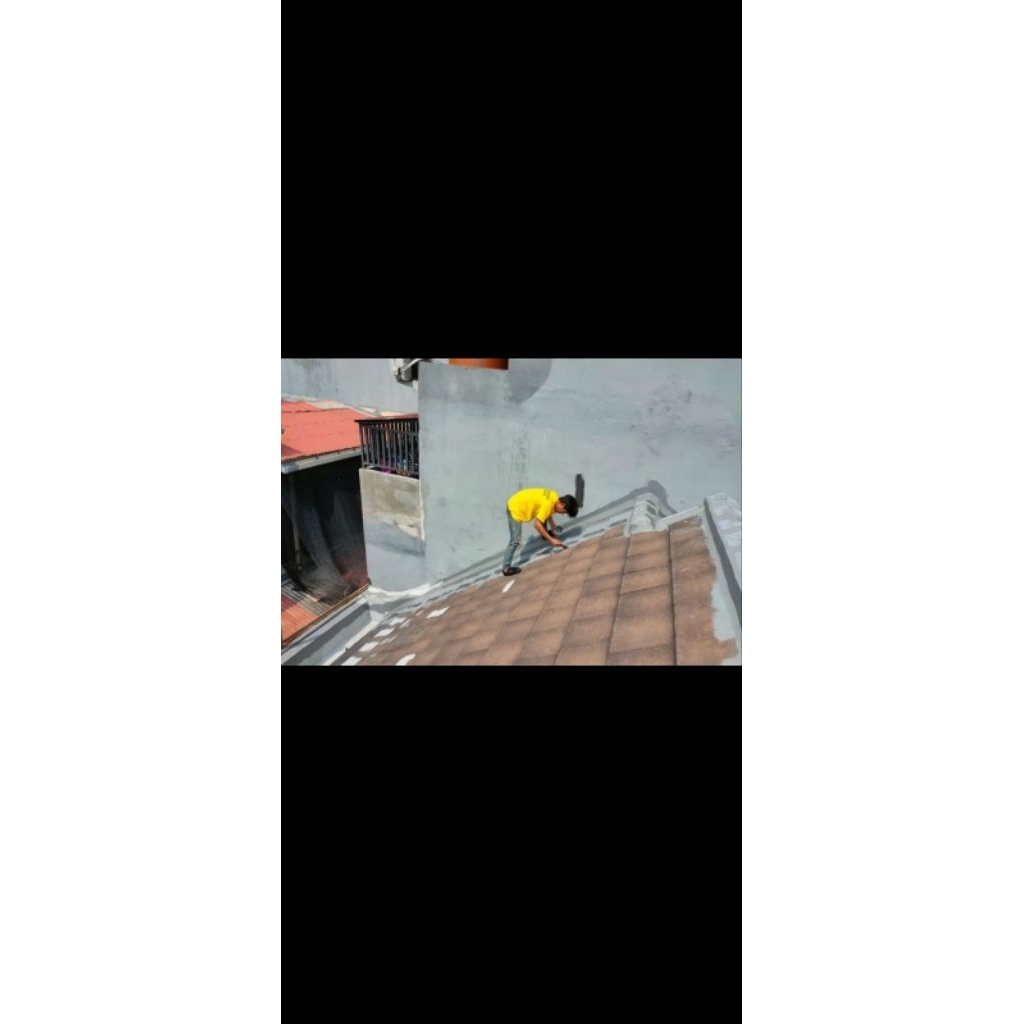 Renovasi atap rumah bocor