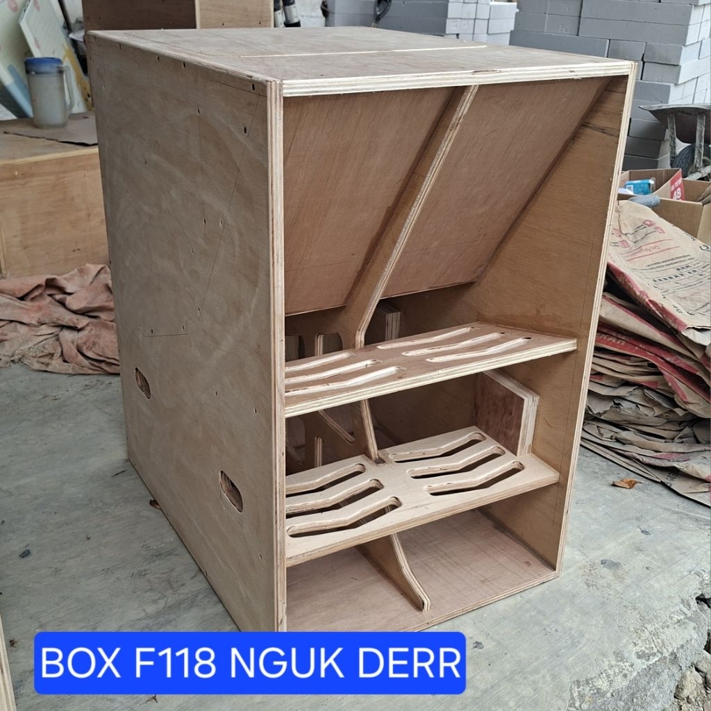 BOX F118 Custom THOLE NJATI