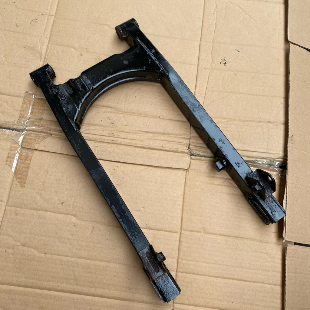 swing arm arem belakang megapro hiu primus original