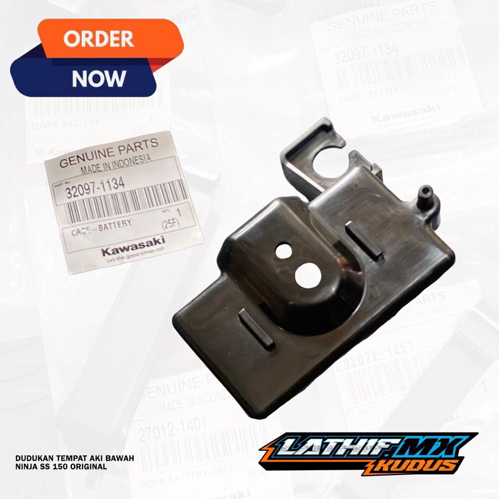 TERMURAH TATAKAN WADAH TEMPAT COVER BAWAH AKI ACCU NINJA R SS 150 CASE BATTERY ORIGINAL 32097-1134