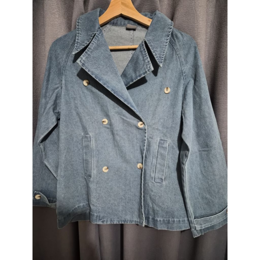 THIS IS APRIL OUTER DENIM