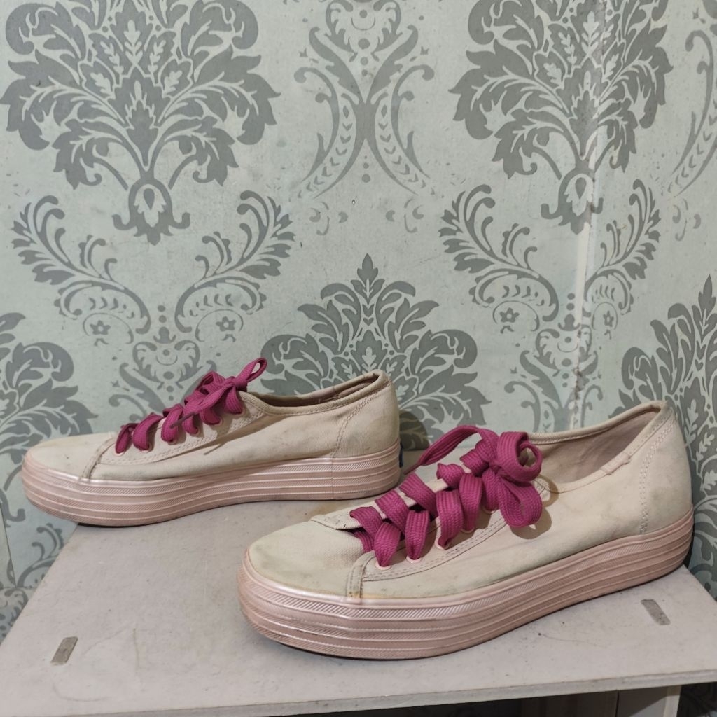 slip on Keds peach size 37 preloved