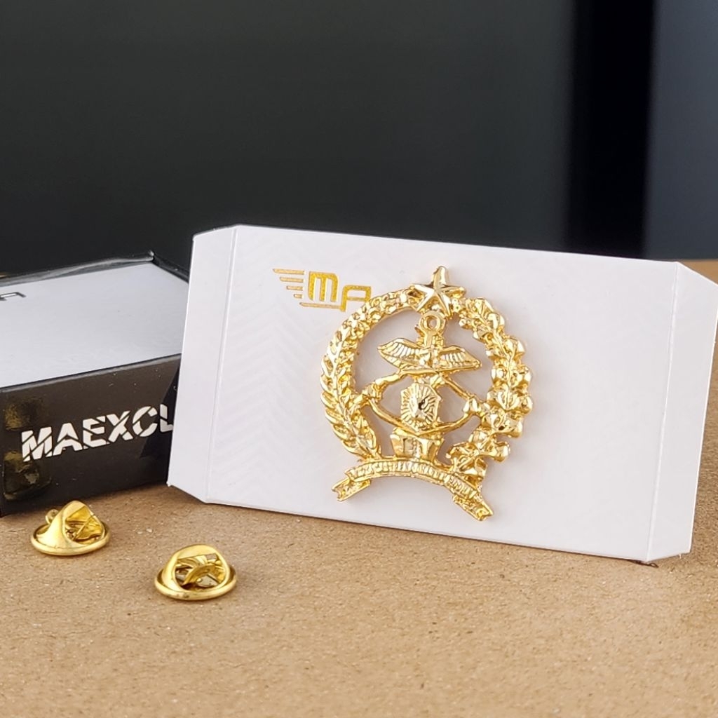 WING MENWA BRIVET BREVET PIN