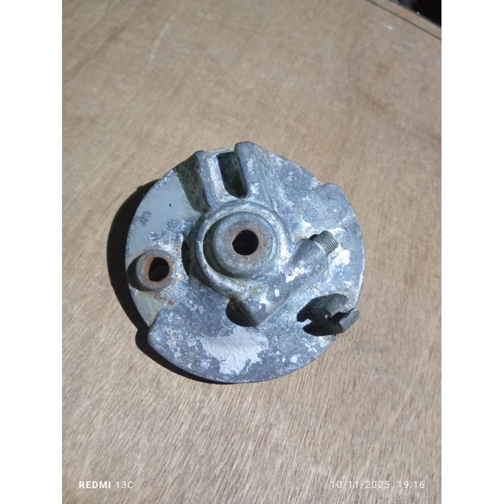 tutup tromol depan astra s90 cb100