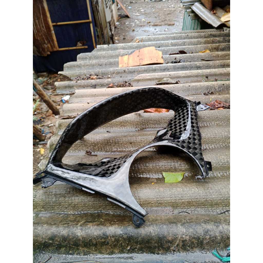 COVER SPEEDOMETER PCX 150 LAPIS CARBON