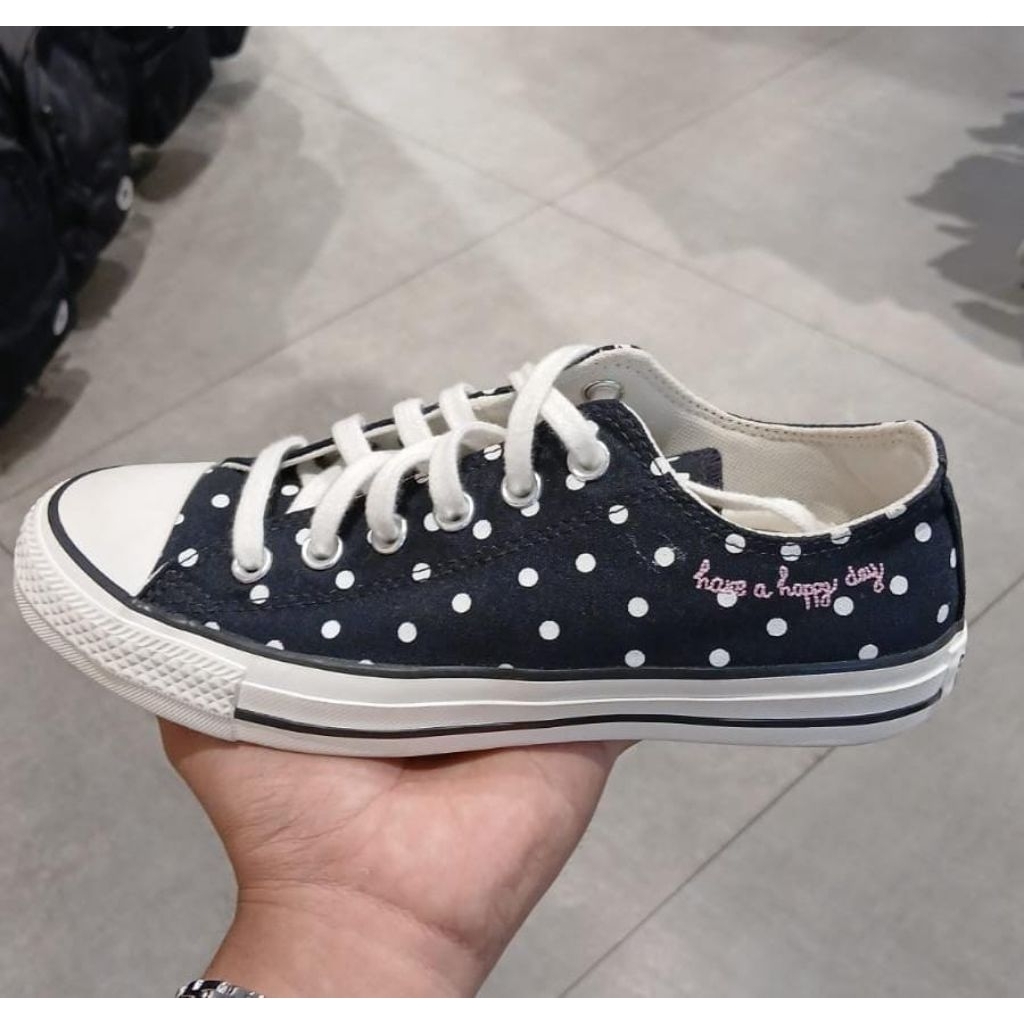sepatu Converse original store sports station