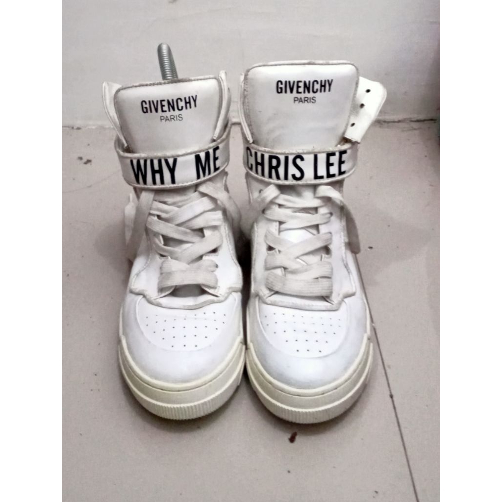 Sepatu Givenchy Paris