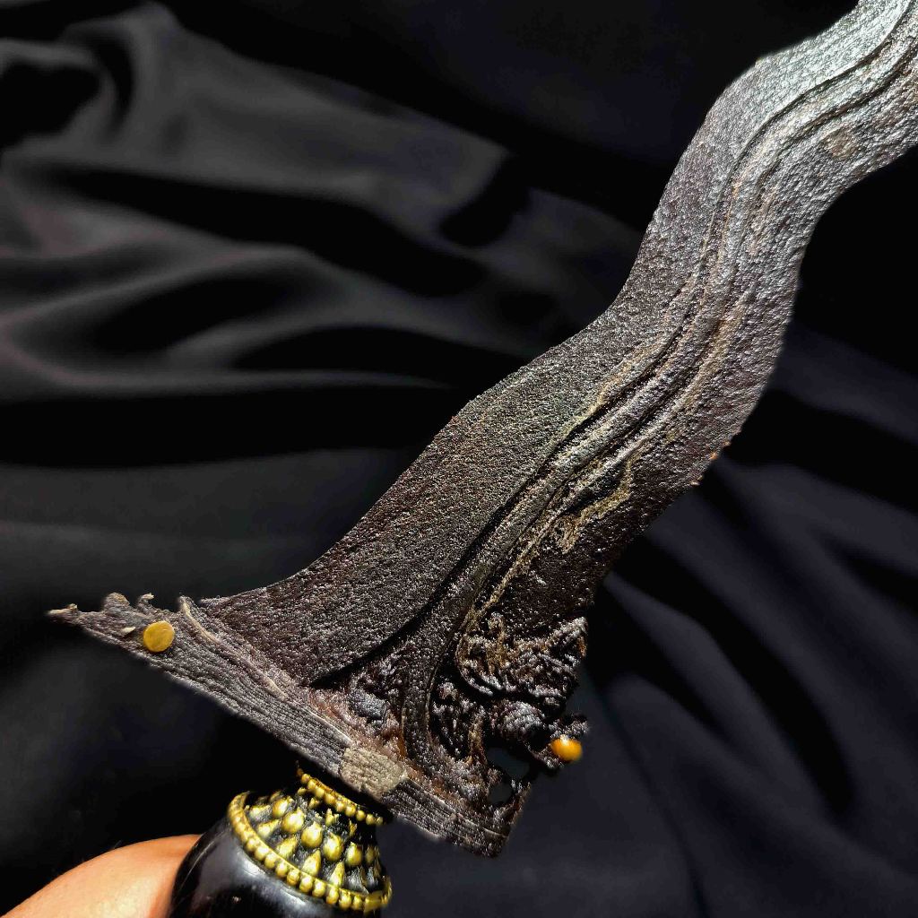 Keris Sepuh Naga Luk 13 Pamor Kulit Semangka