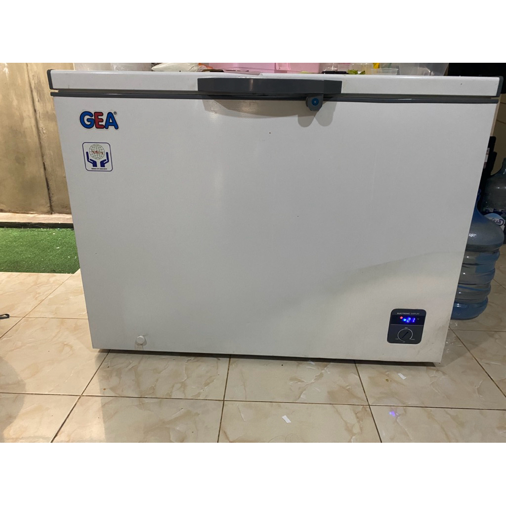 jual preloved Freezer gea 300L second