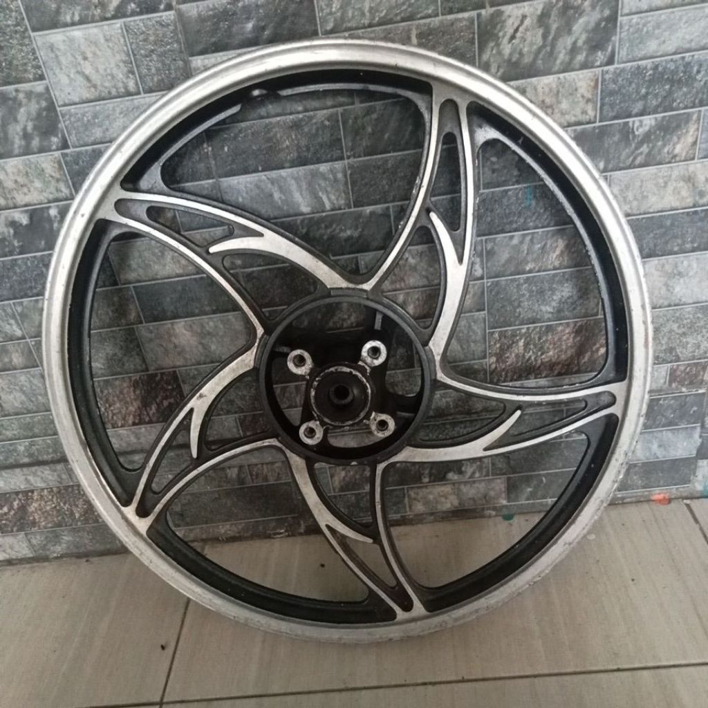 pelek velg palang bintang depan yamaha vega Jupiter variasi