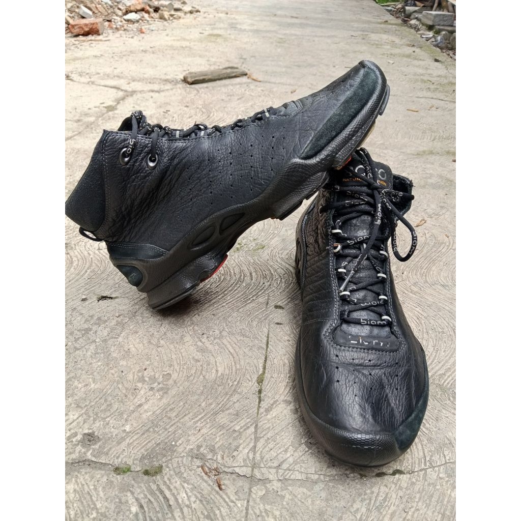 sepatu Ecco Biom C high sport sz 42 43 kulit