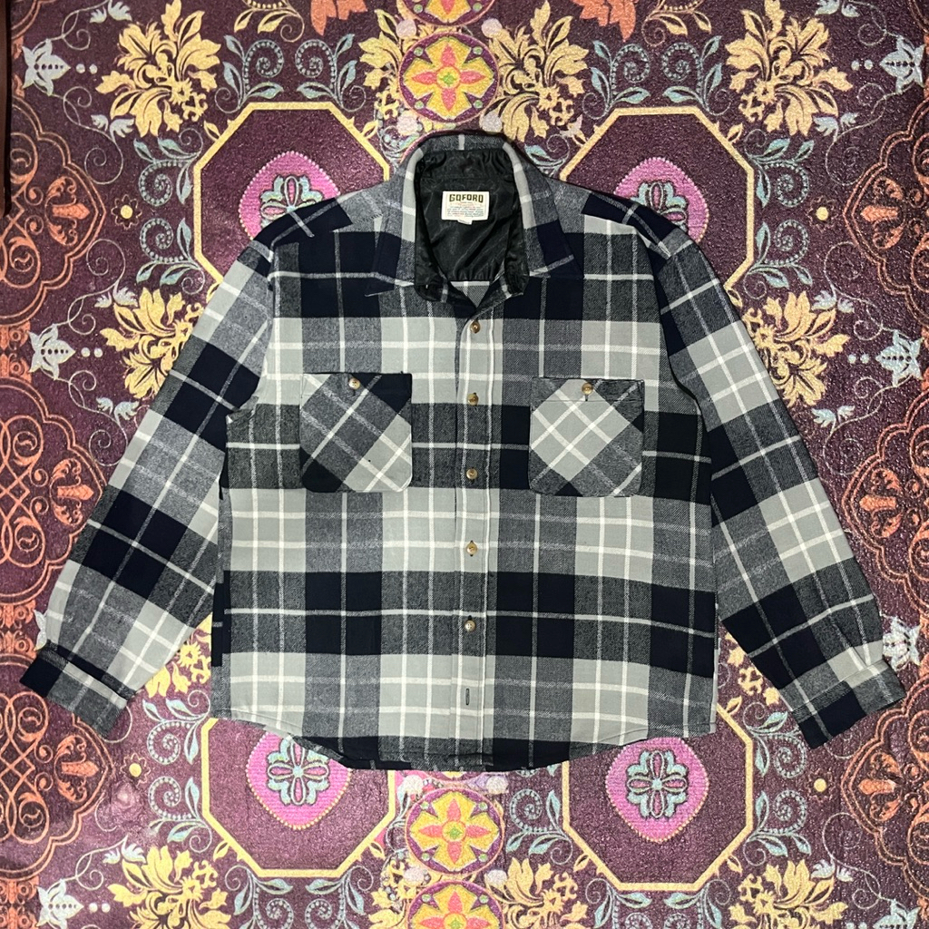 Preloved Kemeja Outer Flannel Tebal Wol Gqford Sz L