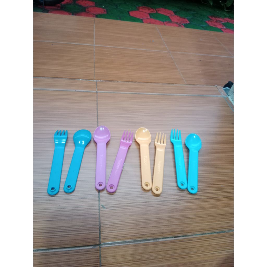 cutlery tupperware