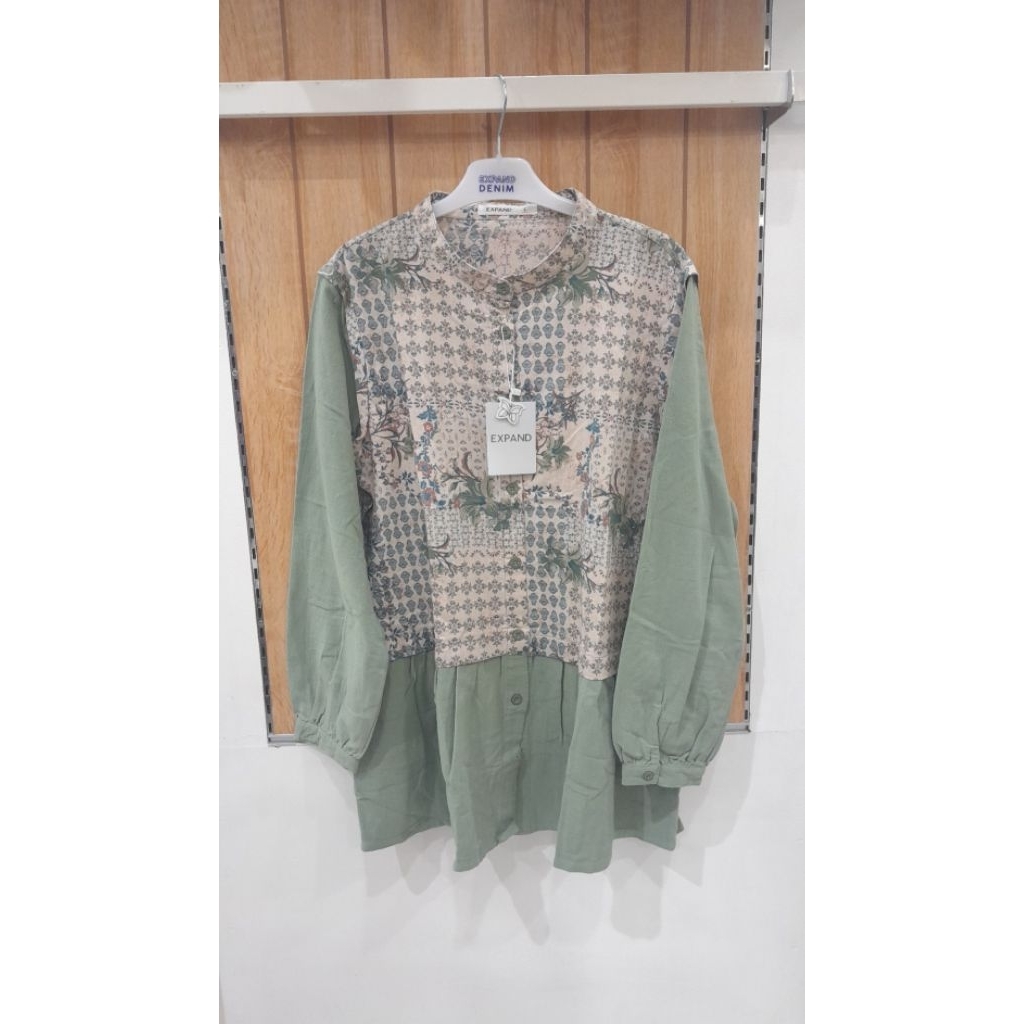 blouse expand