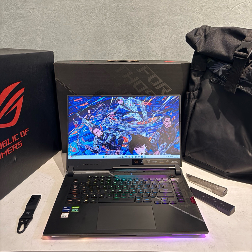 Laptop Gaming Asus ROG Scar 15 G533ZM i9-12900H RTX 3060 16GB/1TB Fullset Mulus Like New