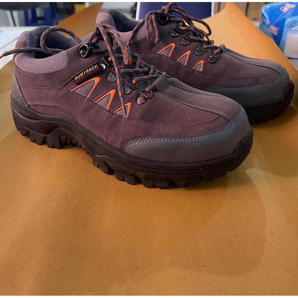Sepatu safety ujung besi pria/wanita
