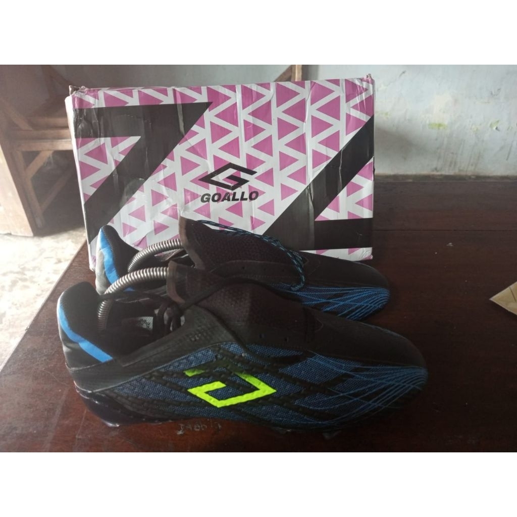 Sepatu Bola Goallo Voltric FG