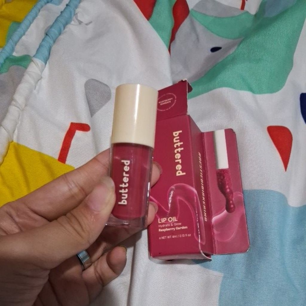 LIP OIL BUTTERED