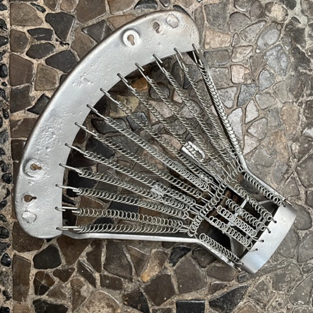 jok bibir tipis vespa 60s henrigauthier