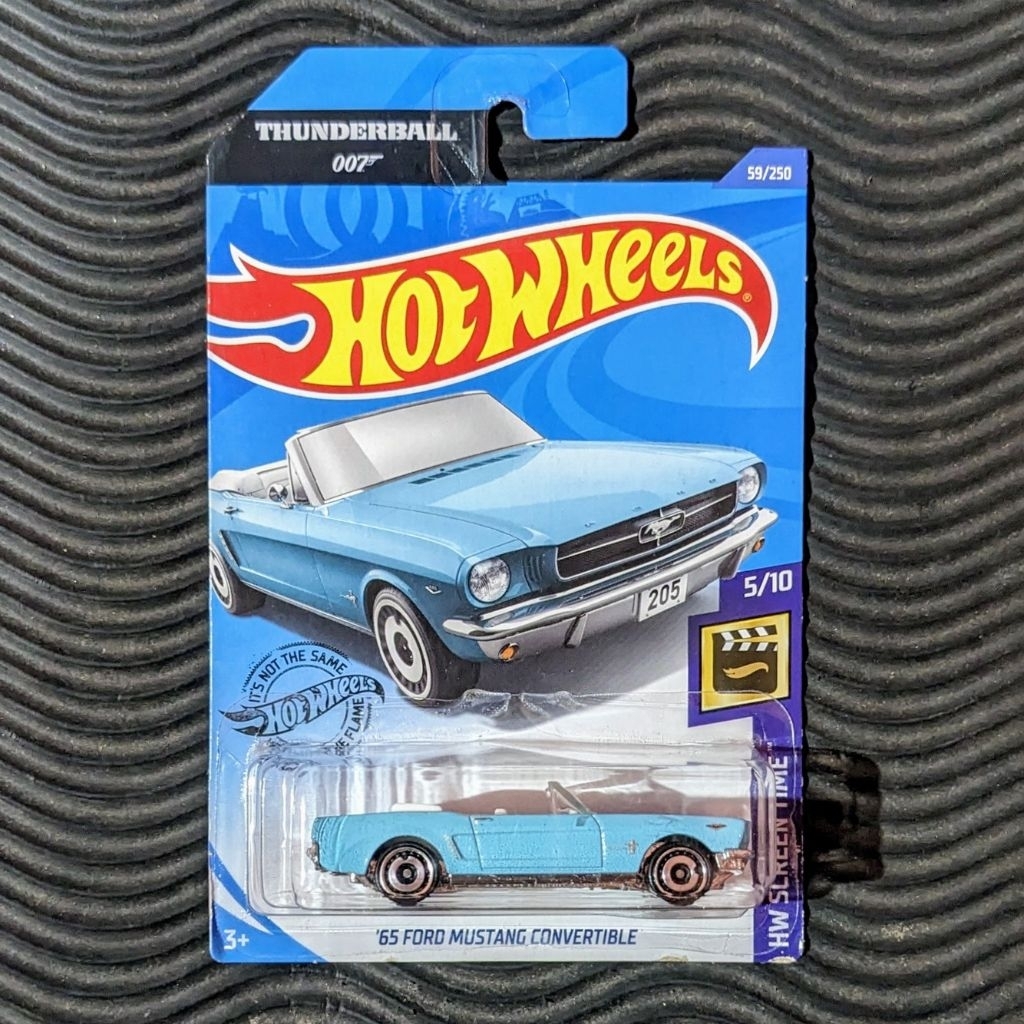 Hot Wheels '65 Ford Mustang Convertible