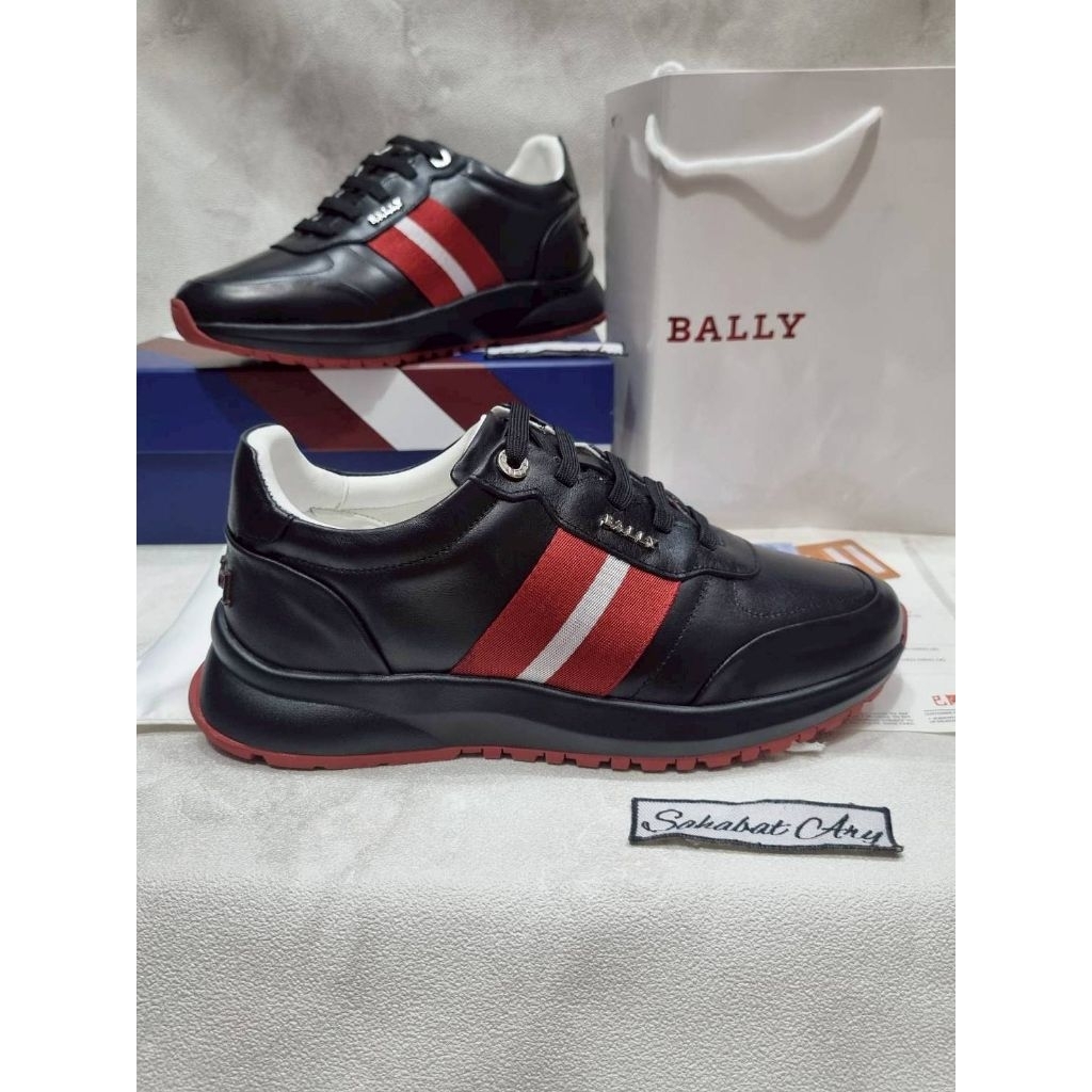 Sepatu Sneaker Bally