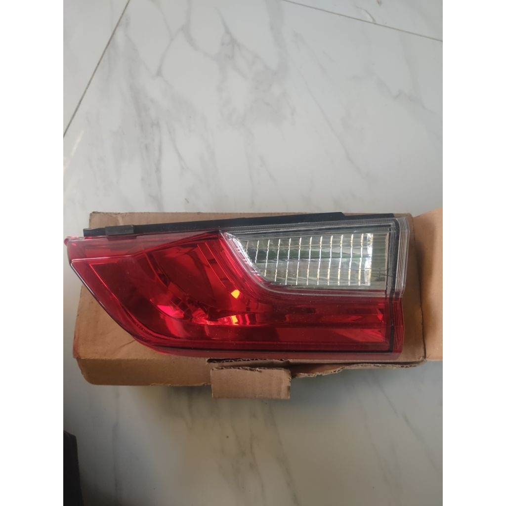 lampu reflektor Suzuki Ertiga 2019