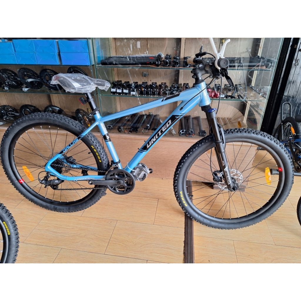 Sepeda gunung United Dallas 1.0 27.5" 3x8 speed