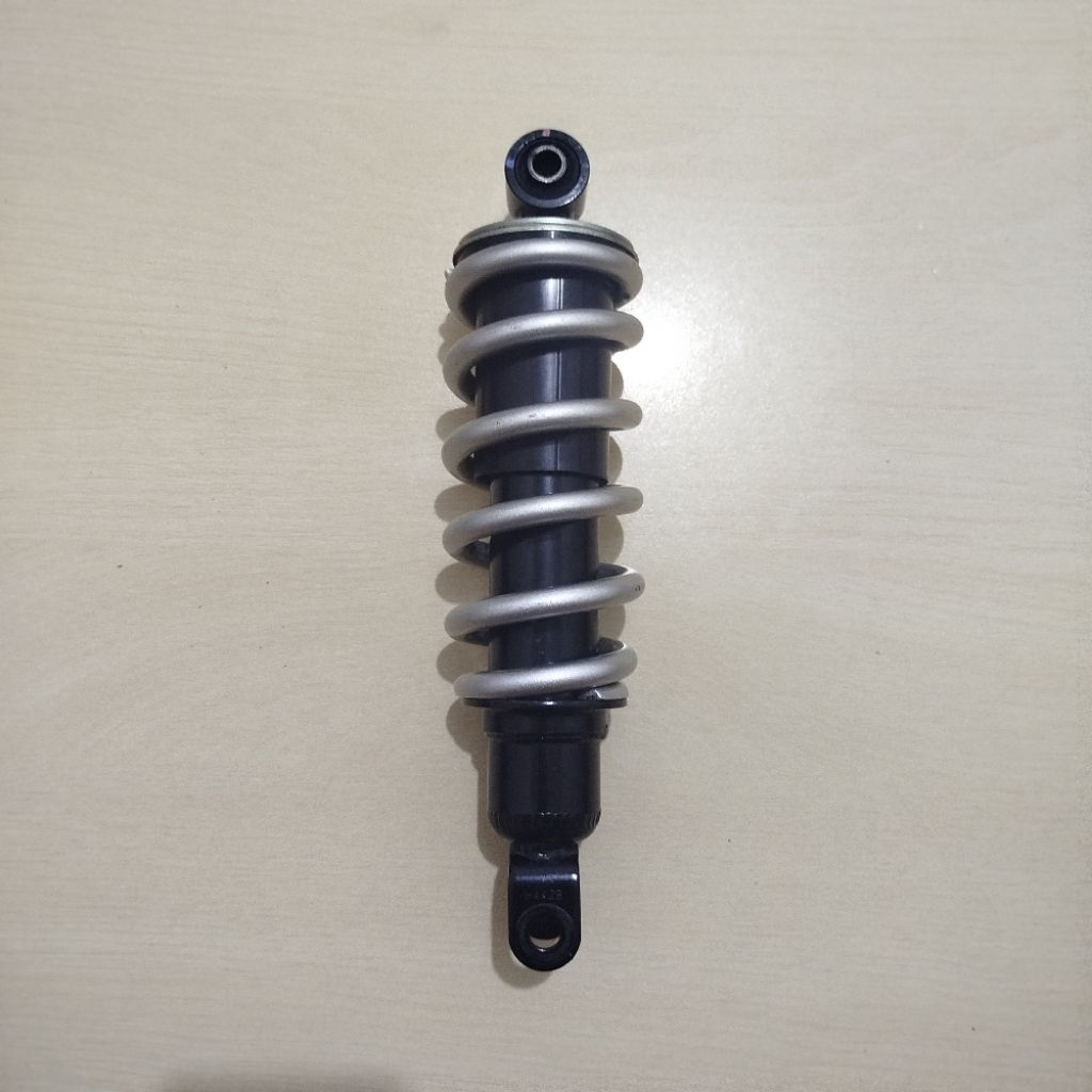 MONOSHOCK SHOCK BREAKER BELAKANG ORI COPOTAN MOTOR YAMAHA R15 V4 V3