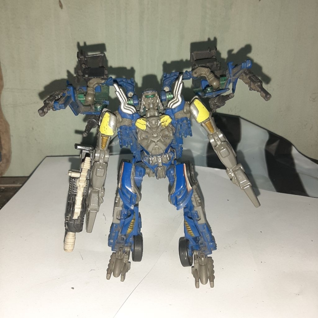 Transformers DOTM Autobots Top Spin Deluxe Class Original Hasbro