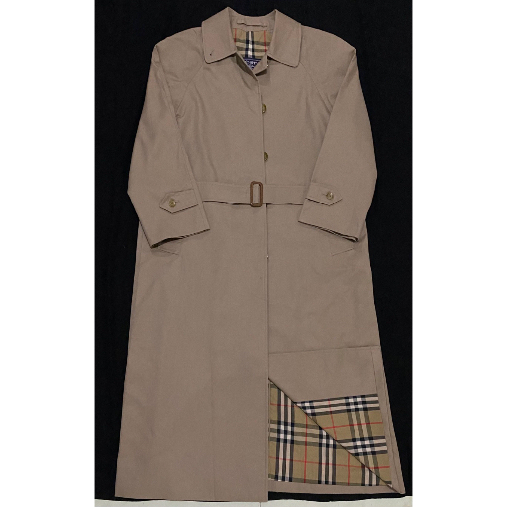 Coat Burberry Original (tag lengkap) / Coat Burberry / Coat Branded