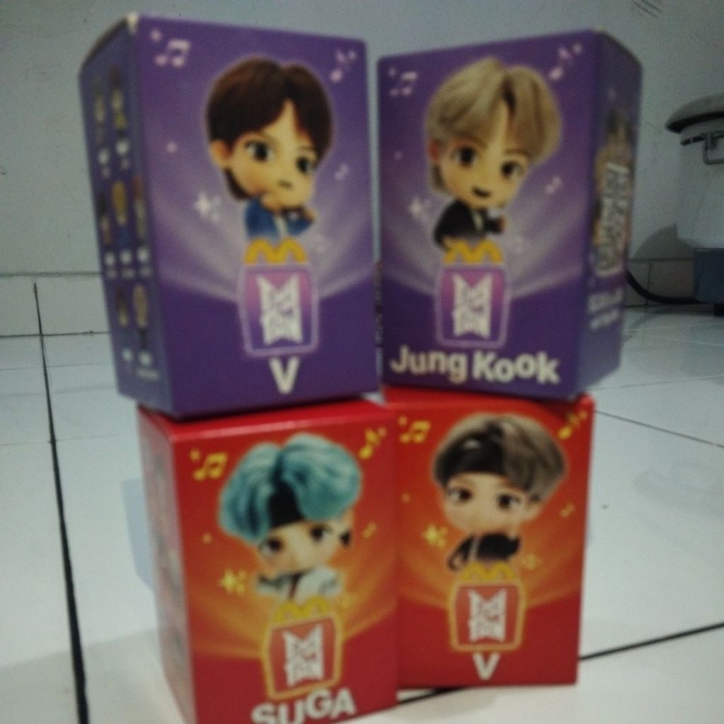BTS TINYTAN X MCD MAINAN HPPYMEAL TERBARU