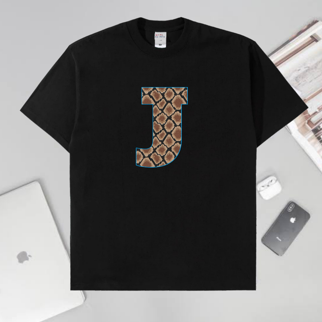 LOGO Inisial Nama Huruf J Snake Texture Baju Kaos Distro Premium Unisex Combed30s