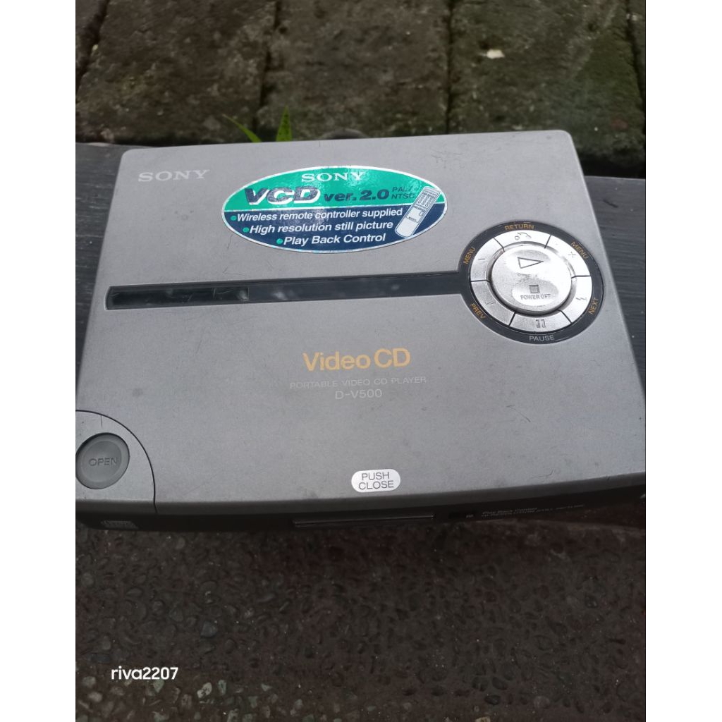 discman sony - D - V500 - pemutar cd