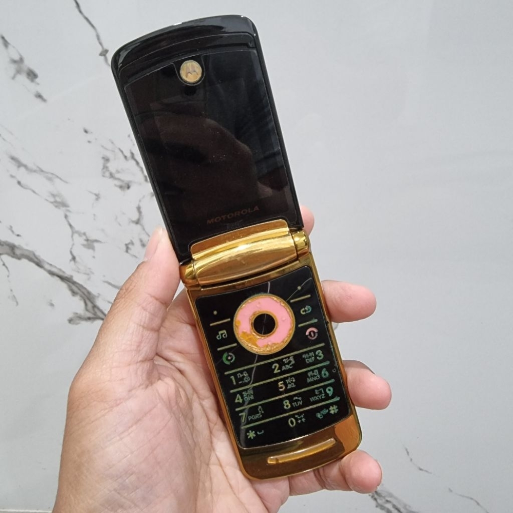 MOTOROLA V8 BAHAN / MINUS