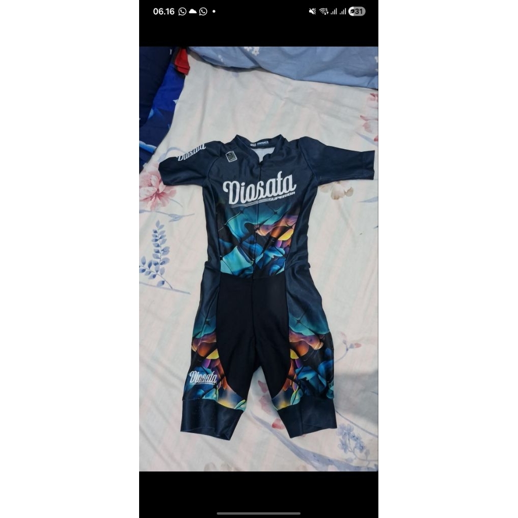 skinsuit diosata like new